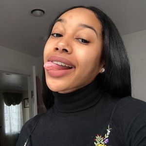 Your fav Posher, Maya